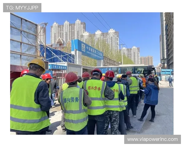 满冠在线：专业的电竞赛事报道、玩家互动社区和游戏攻略资源，满足不同玩家的多样化需求